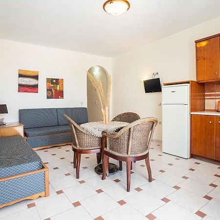 Livadia Beach Suite Exteriér fotografie