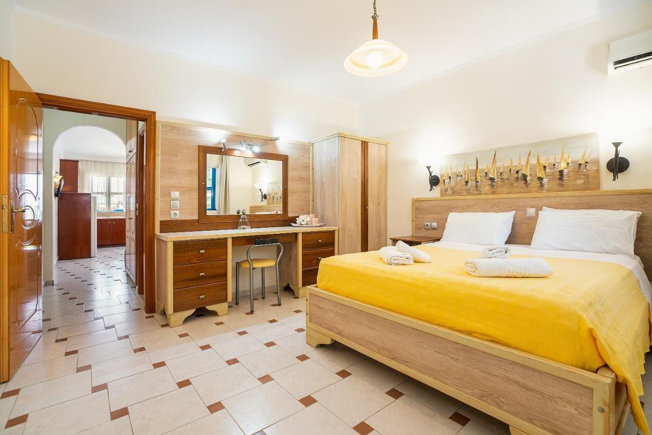 Livadia Beach Suite Exteriér fotografie